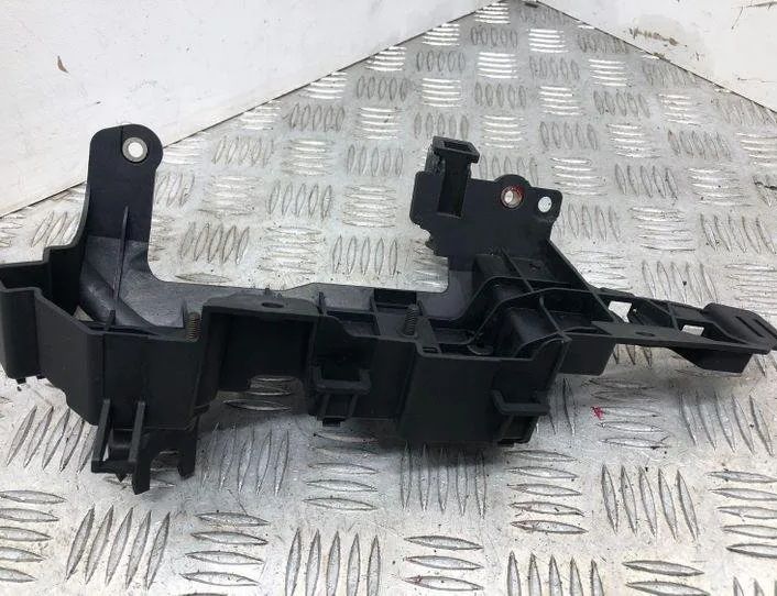 BMW 5 Series F10/F11 (2009-2017) Iné diely motorového priestoru 7823478,62440410 22990510