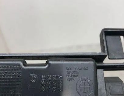 BMW 3 Series F30/F31 (2011-2020) Front Left Fender Holder 7240873 22993613