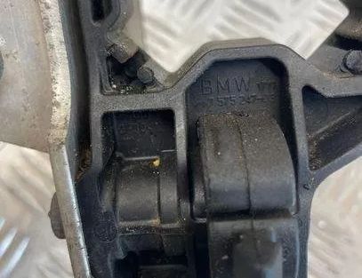 BMW 5 Series F10/F11 (2009-2017) Держатель радиатора 7186513,7823002 22995276