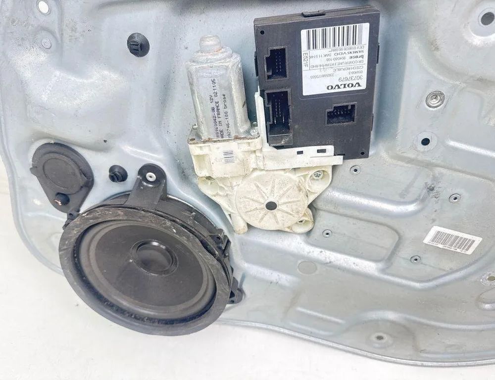VOLVO S40 2 generation (2004-2012) Regulátor okna pravých predných dverí 8679081 31359341