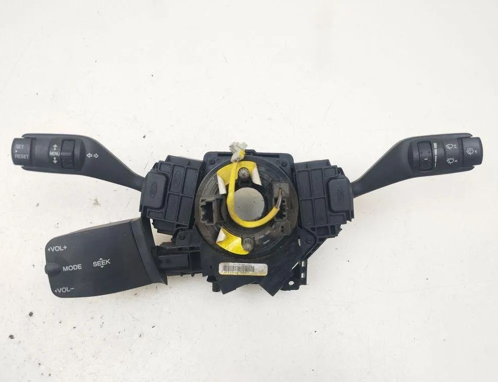 FORD C-Max 1 generation (2003-2010) Stieračový prepínač 3M5T6475 31369262