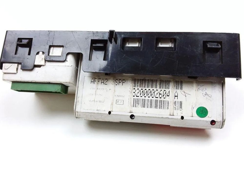 RENAULT Laguna 2 generation (2001-2007) Navigačný displej 8200002604A 31387800