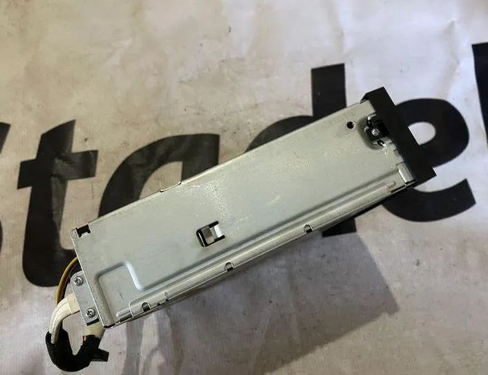 MERCEDES-BENZ R-Class W251 (2005-2017) CD-чейнджер a2118706189 20424476