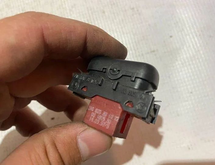 MERCEDES-BENZ E-Class W210 (1995-2002) ASR switch A2108202810,2108202810 21491109