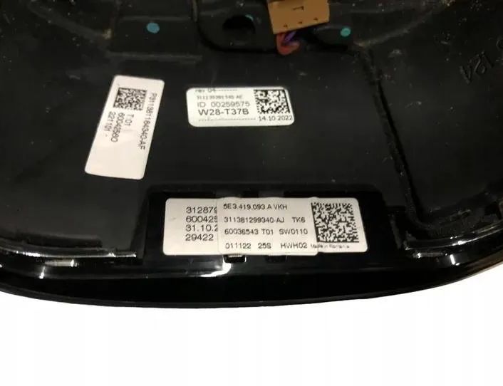 SKODA Superb 1 generation (2001-2008) Volant 5E3419093A 27221677