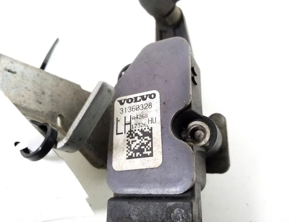 VOLVO XC60 2 generation (2017-2024) Ľavý predný snímač hladiny 31360328 31643471