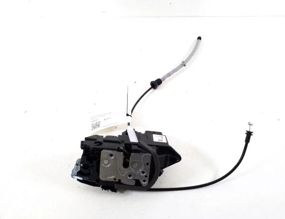 VOLVO XC40 1 generation (2017-2024) Pravý predný dverový zámok 31440998 32047733