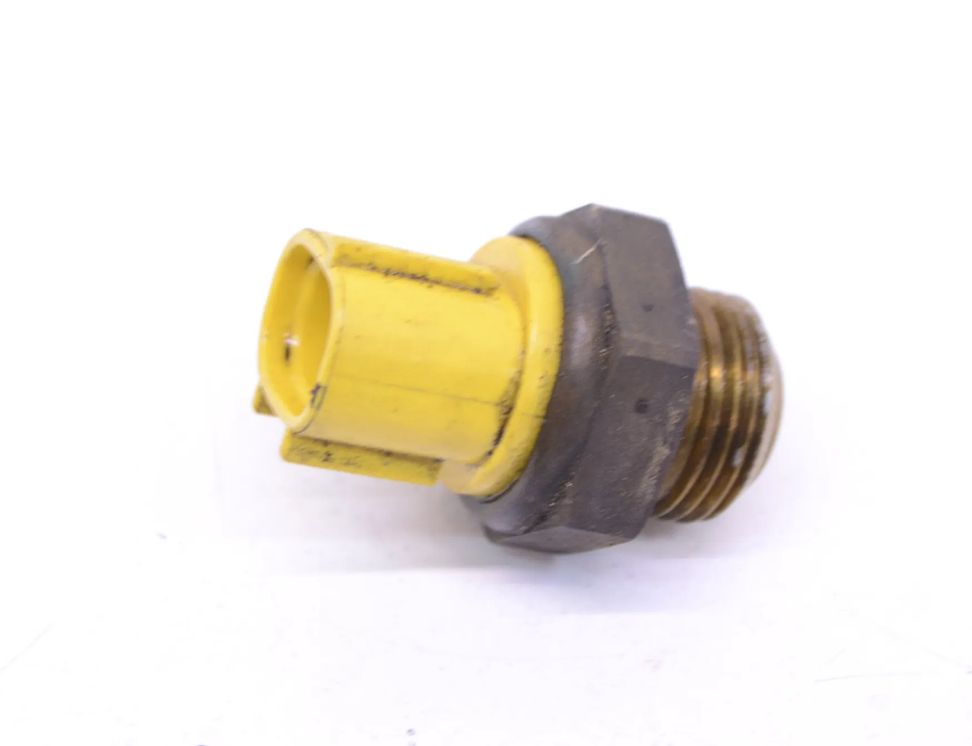 SUZUKI AN BURGMAN E90/E91/E92/E93 (2004-2013) Teplotný senzor chladiča 10655545