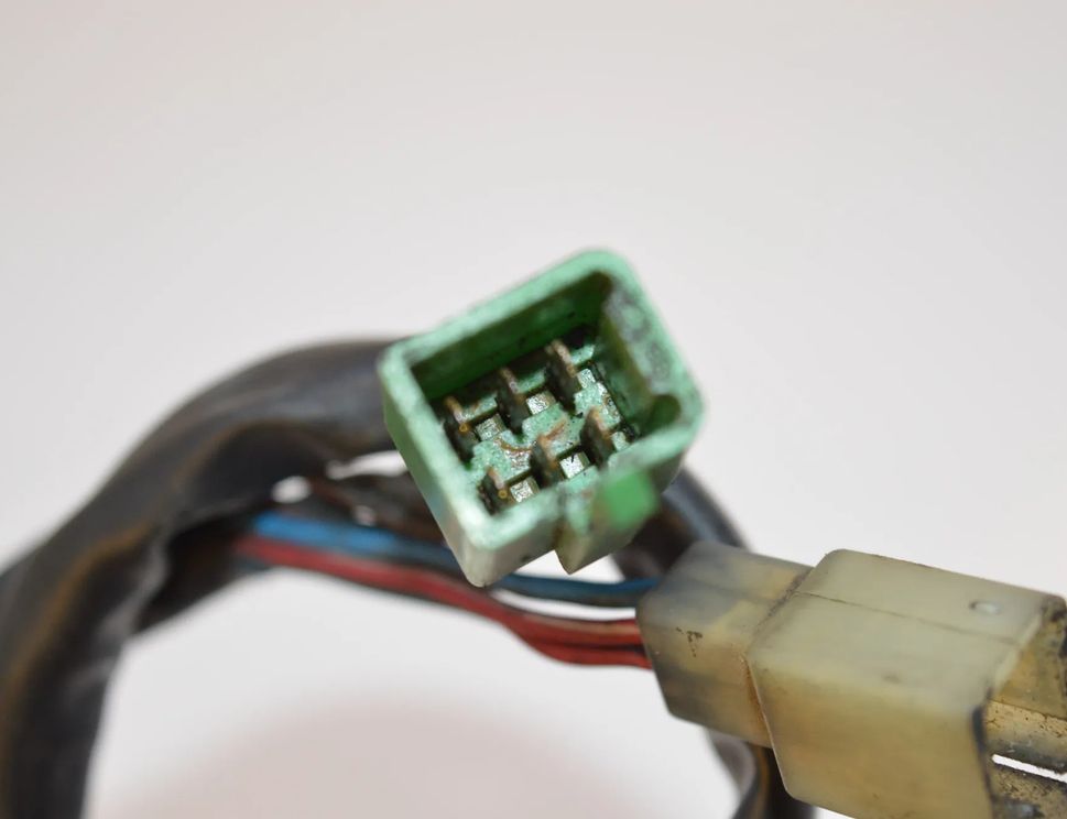 KAWASAKI NINJA 3 generation (2006-2012) Right side switch gear RH 1646850