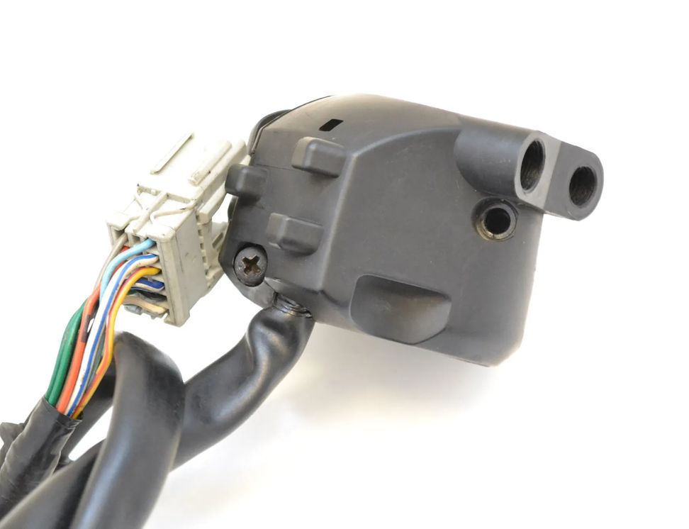 HONDA VFR 4M (2015-2024) Pravý prepínač RH 2273534