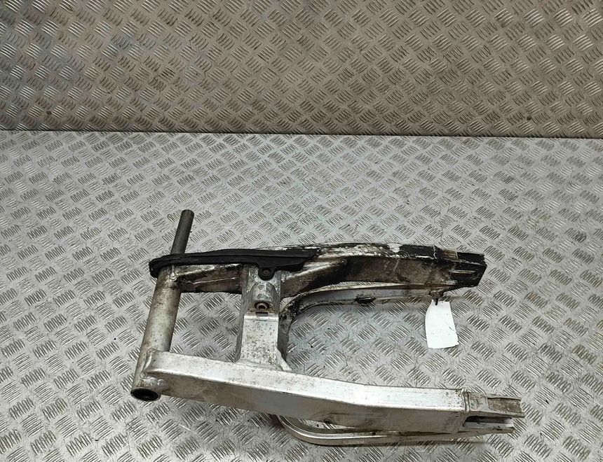 HONDA CBR (1983-2016) Rear swingarm  32065847