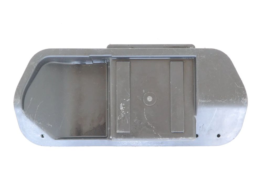 YAMAHA YZF-R Zadný vnútorný kryt 5VY-2117M 3379774