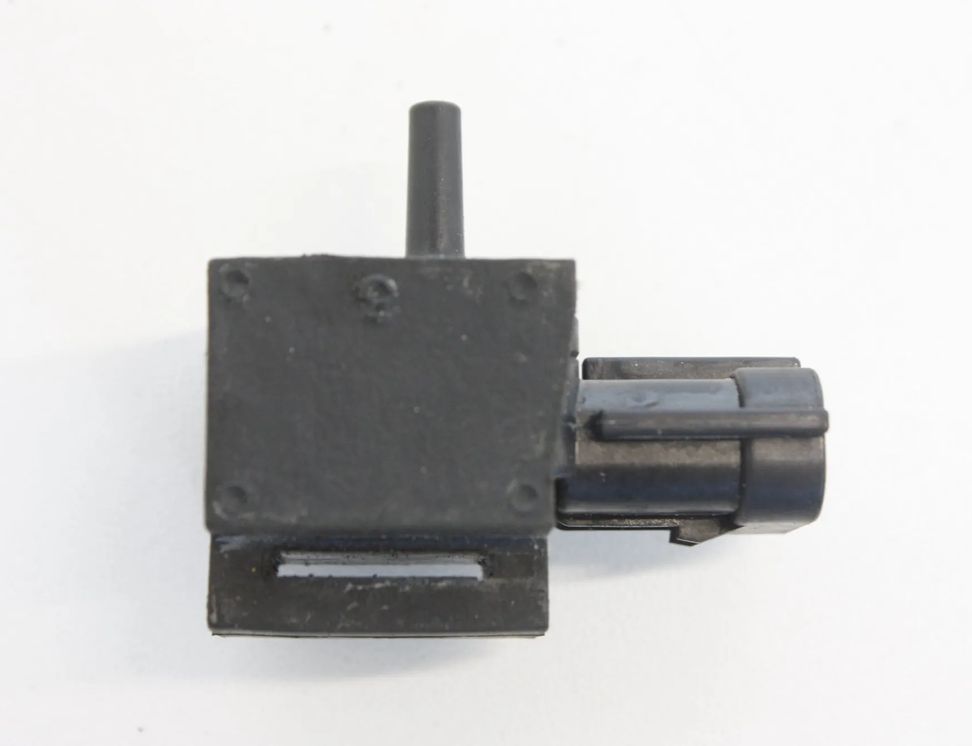 SUZUKI AN BURGMAN MAP mass air pressure sensor 100798-979 4085130