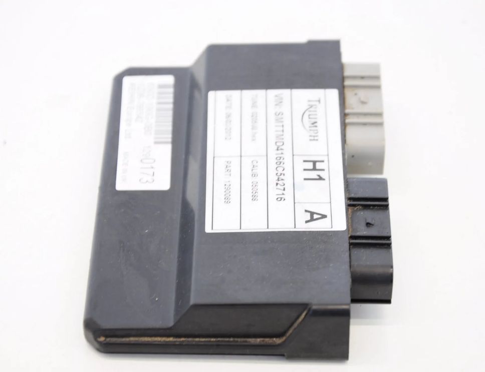 TRIUMPH Street W204/S204/C204 (2004-2015) Hlavná počítačová jednotka ECU CDI 650D-190G-0B0 4285142
