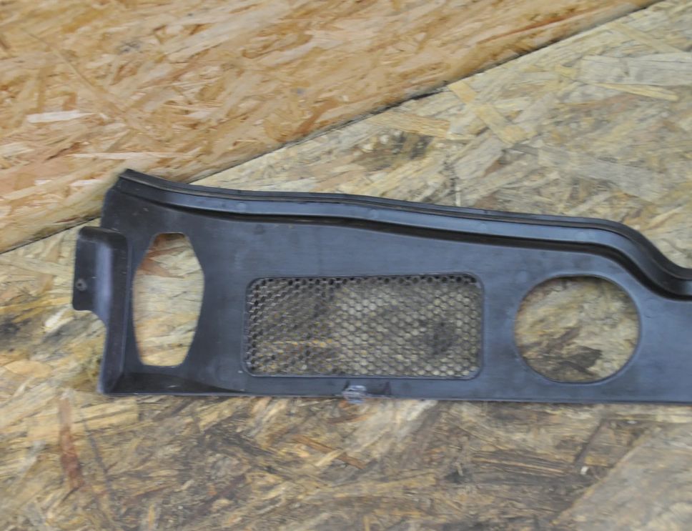 AUDI Q5 8R (2008-2017) Пластмасса передняя стеклоочистителей 8R1819447C 25972188