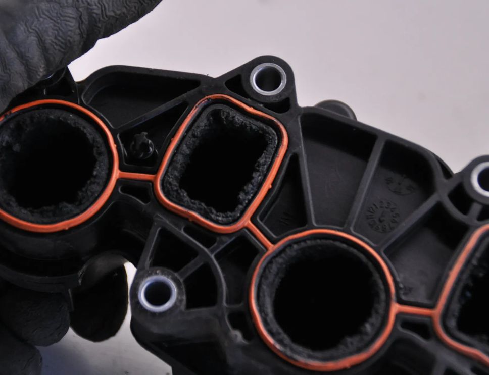 VOLKSWAGEN Caddy 3 generation (2004-2015) Sacia potrubie 03L129711AN 27311324