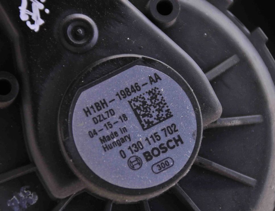 FORD Fiesta 7 generation (2017-2024) Ventilátor kúrenia H1BH19846AA 32409196