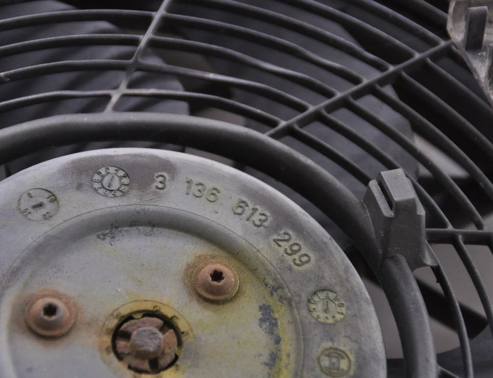 MERCEDES-BENZ Vito W639 (2003-2015) Motorový chladiaci ventilátor Radiátor A6395030001 33049815