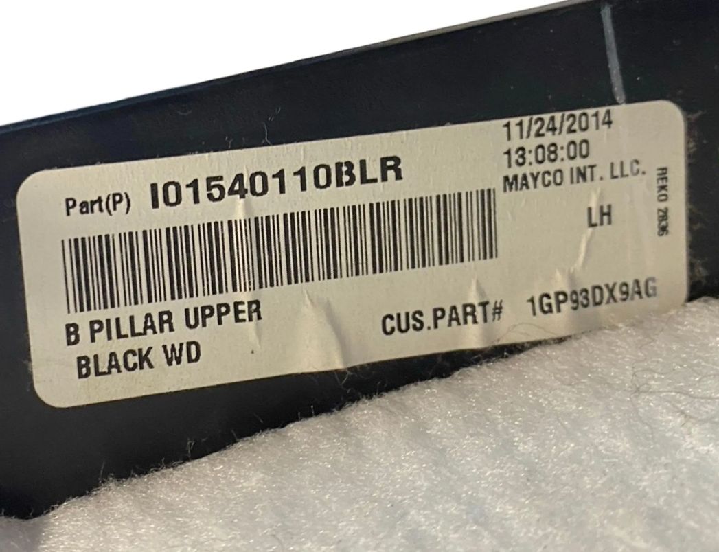 DODGE Durango 3 generation (2010-2024) Боковая стойка левой стороны 1GP93DX9AG 30143630