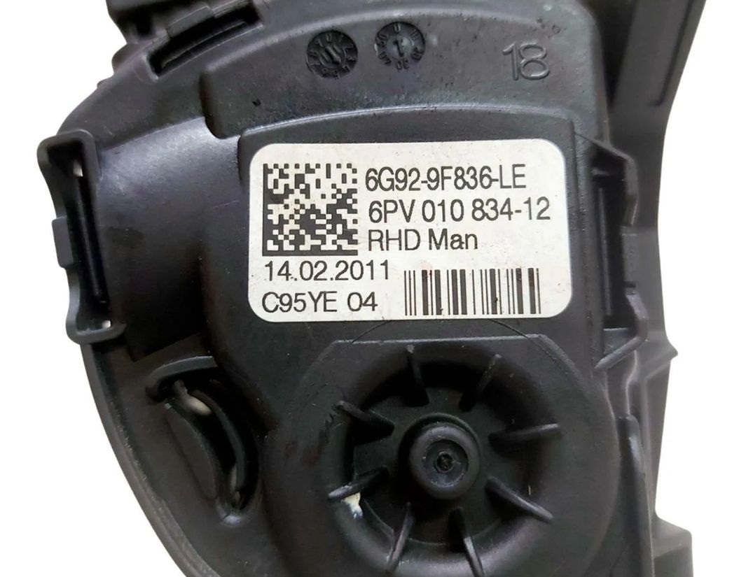 FORD S-Max 1 generation (2006-2015) Throttle Pedal 6G929F836LE 30145349