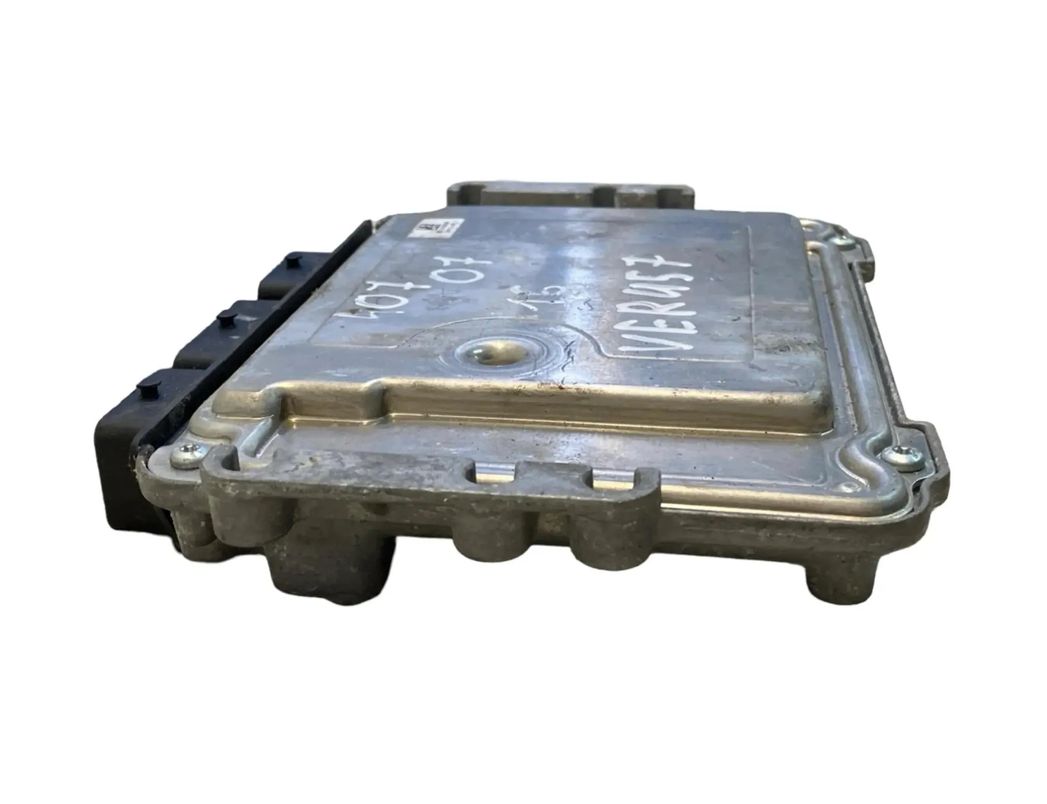 PEUGEOT 407 1 generation (2004-2010) Riadiaca jednotka motora 9660324180 30152701