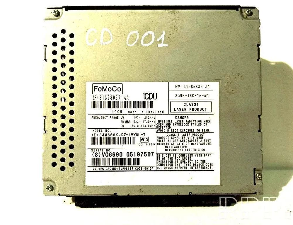 VOLVO XC60 1 generation (2008-2017) Prehrávač hudby s GPS 31328067 30158605