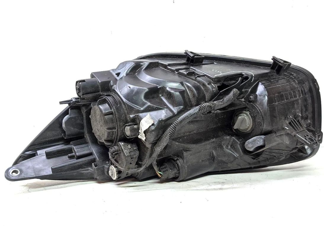 KIA Picanto 2 generation (2011-2017) Pravé predné svetlo 30162731