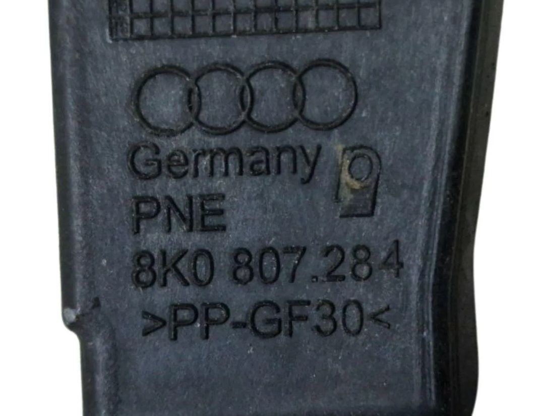 AUDI A4 B8/8K (2011-2016) Держатель бампера передний правый 8K0807284 30164582