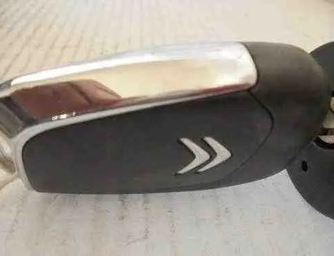 CITROËN C4 2 generation (2010-2024) Sada ECU motora 9807885980 32474217