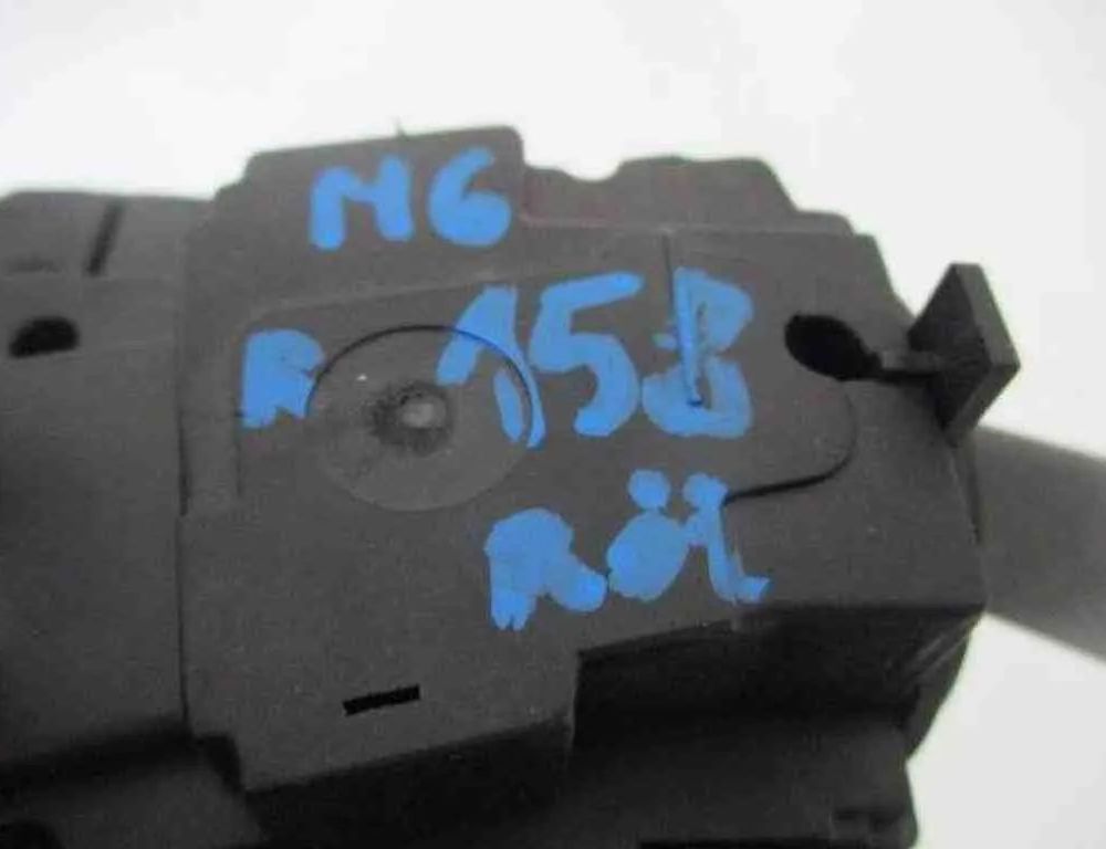 PEUGEOT 2008 2 generation (2019-2023) Подрулевой переключатель 98154509ZD 32490324