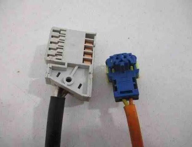 PEUGEOT 2008 2 generation (2019-2023) Подрулевой переключатель 98154509ZD 32491774