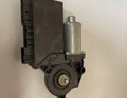 VOLKSWAGEN Touareg 1 generation (2002-2010) Маторчик стеклоподъемника передней левой двери 3D1959793 22171933