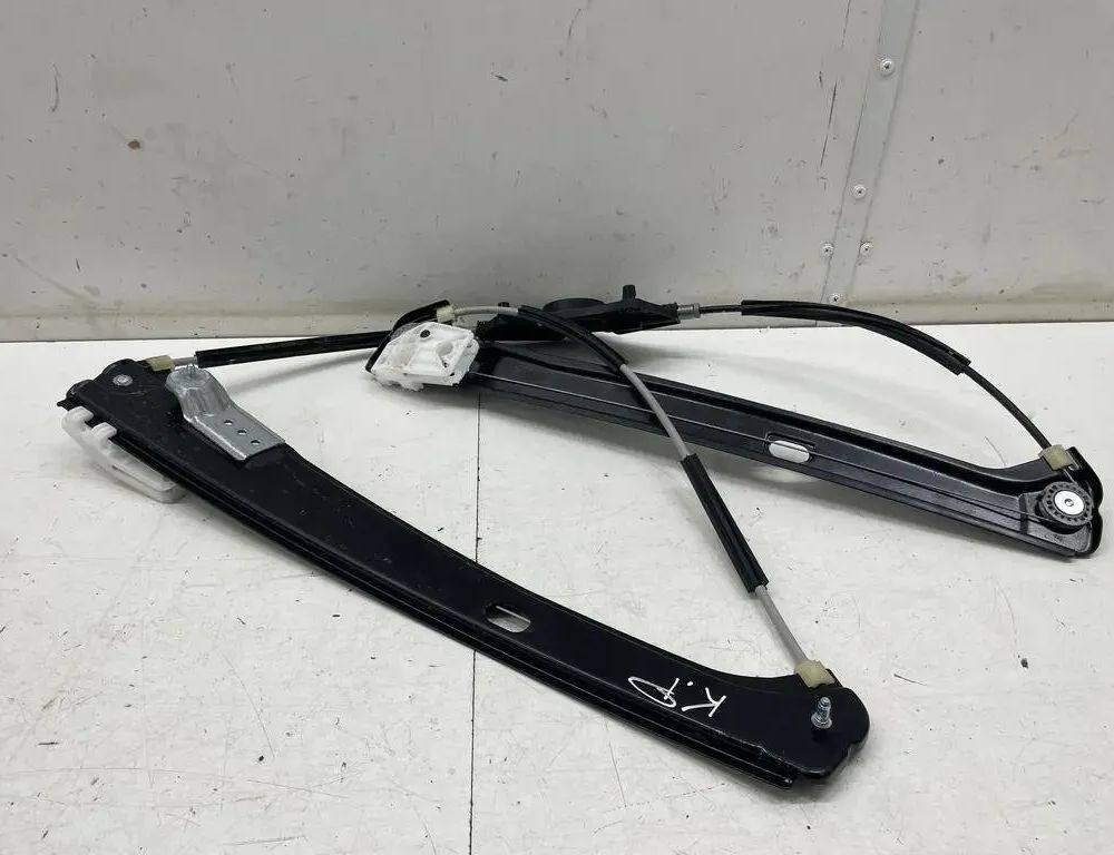 SKODA Kamiq 1 generation (2019-2023) Regulátor okna ľavých predných dverí 654837461 26687187