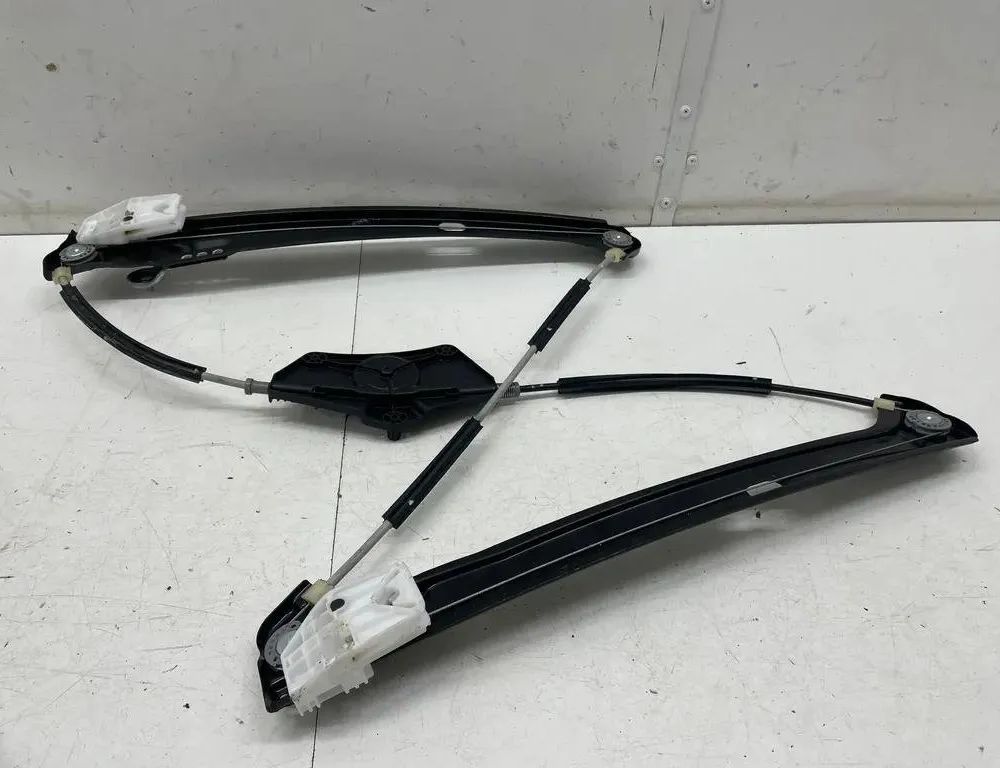 SKODA Kamiq 1 generation (2019-2023) Regulátor okna ľavých predných dverí 654837461 26687187