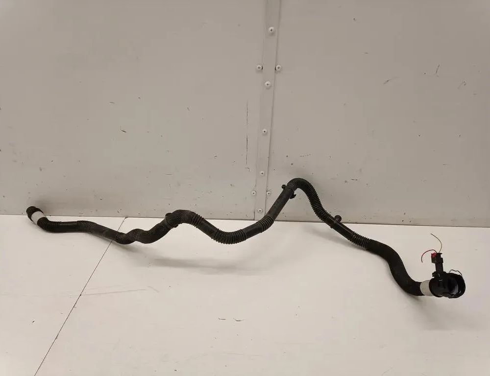 TESLA Model 3 1 generation (2017-2024) Chladiace hadice 10775927F 26754457