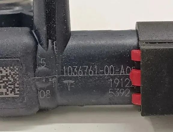 TESLA Model 3 1 generation (2017-2024) Ľavý zadný senzor nárazu 103676100A 26754469