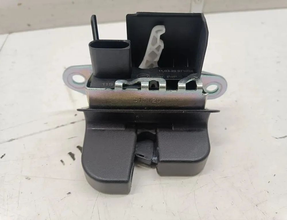 VOLKSWAGEN Golf 7 generation (2012-2024) Zámok na piate dvere A102523 26761767