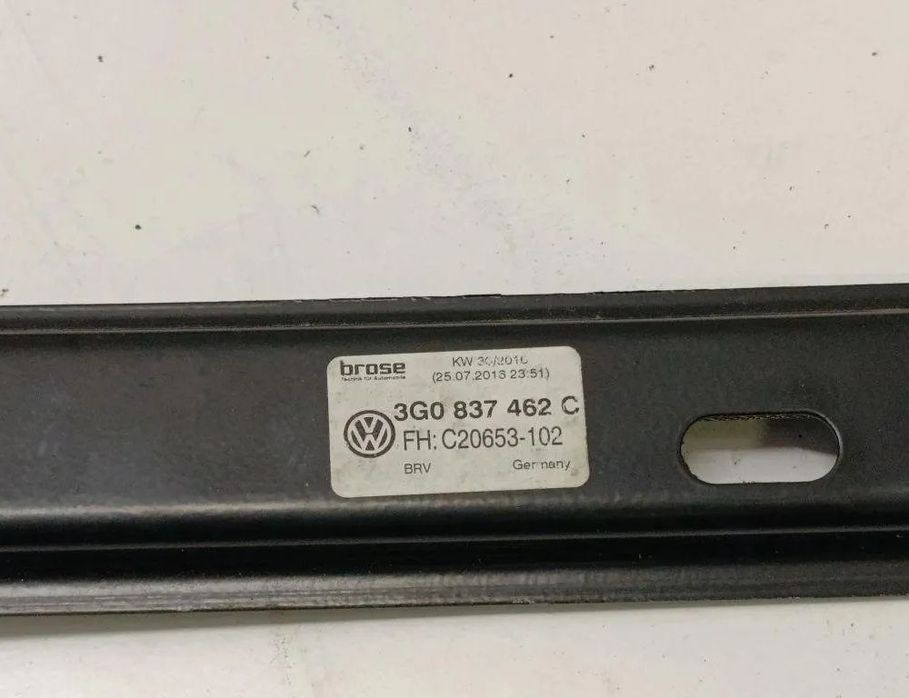 VOLKSWAGEN Passat B7 (2010-2015) Rear Right Door Window Regulator 3G0837462C 30333486