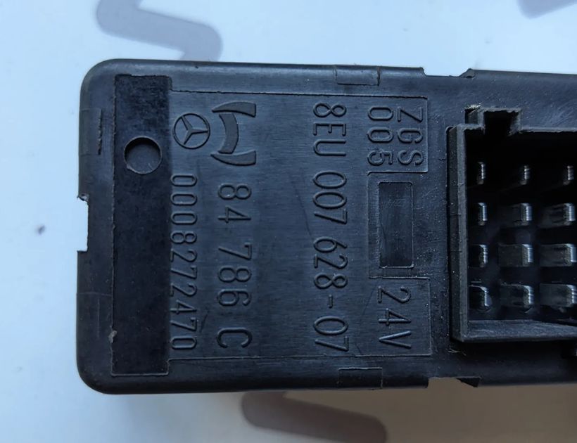 MERCEDES-BENZ ACTROS MP2 / MP3 (2002-present) 6 generation (2014-2024) Autonomous heater 0008272470,AT2000D,0048305861,AirTop2000 31991428