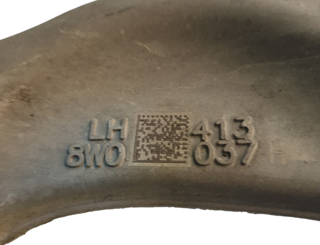 AUDI A4 B9/8W (2015-2024) Front Left Wheel Hub 8W0407241F,8W0407559,8W0615311E,8W0413031BA,8W0413037,8W0407155A,8W0407695A 25205050