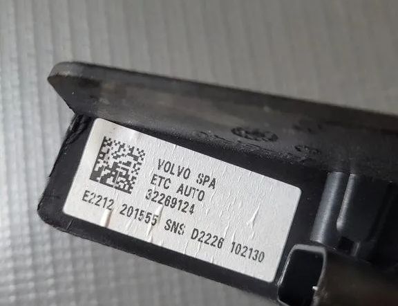 VOLVO XC60 2 generation (2017-2024) Throttle Pedal 32269124 30526556