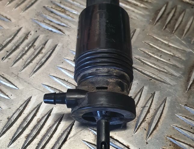 DODGE Avenger 2 generation (2007-2014) Моторчик бачка омывателя 05152076AC 12210415