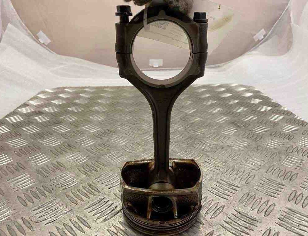 CHRYSLER Pacifica 2 generation (RU) (2016-2023) Pištoľ 373AC,S107,96L85 17301637