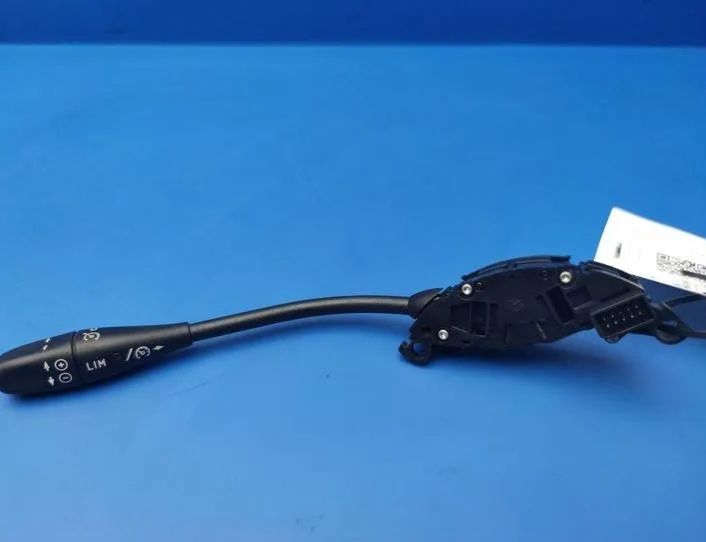 MERCEDES-BENZ E-Class W211/S211 (2002-2009) Ovládací gombík pre tempomat 10PIN 21194449