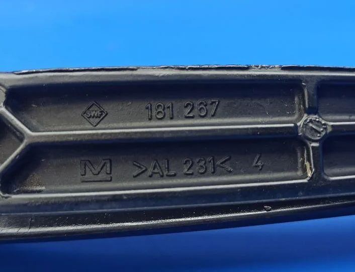 MERCEDES-BENZ C-Class W203/S203/CL203 (2000-2008) Front Wiper Arms A2038200544,A2038240149 21197570