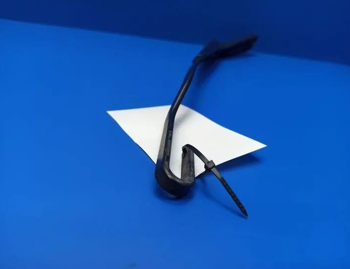 MERCEDES-BENZ C-Class W203/S203/CL203 (2000-2008) Predné stierače A2038200544,271,A2038240149 21197575