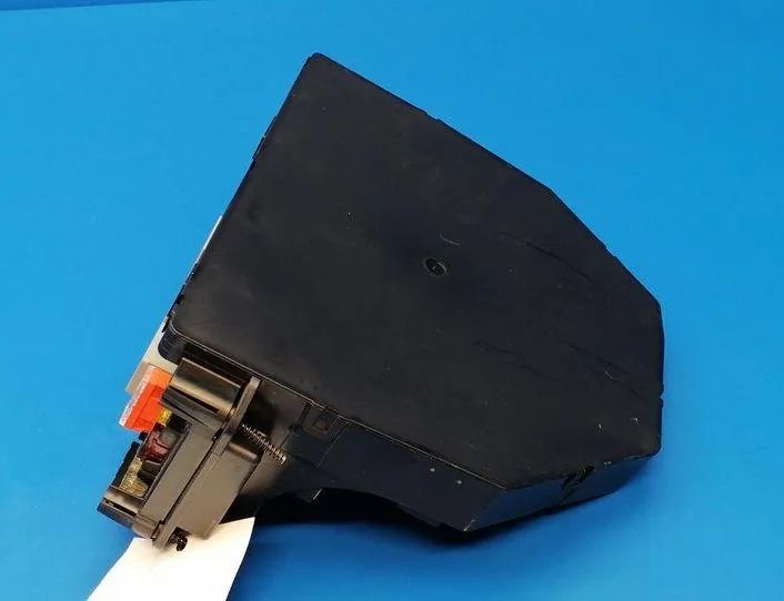 MERCEDES-BENZ E-Class W212/S212/C207/A207 (2009-2016) Блок предохранителей A2129007124,A2129015504,A2129024408 21214986