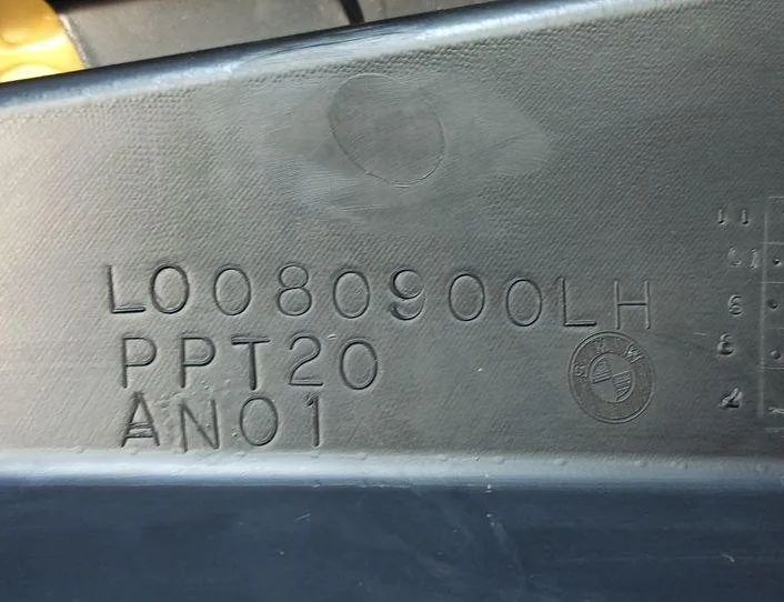 BMW X5 E70 (2006-2013) Ľavý zadný obklad E70 21215205