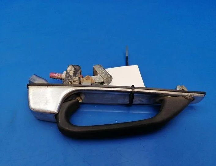 MERCEDES-BENZ W124 1 generation (1984-1994) Zadné ľavé dvere vonkajšia kľučka 1237600359 21219521