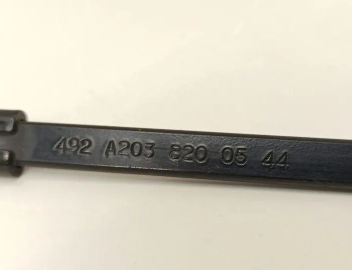 MERCEDES-BENZ C-Class W203/S203/CL203 (2000-2008) Front Wiper Arms A2038200544 21220108